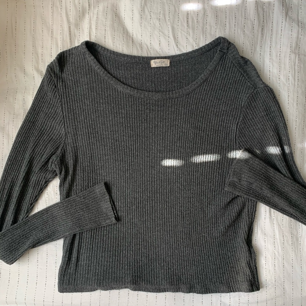 brandy melville long sleeve
